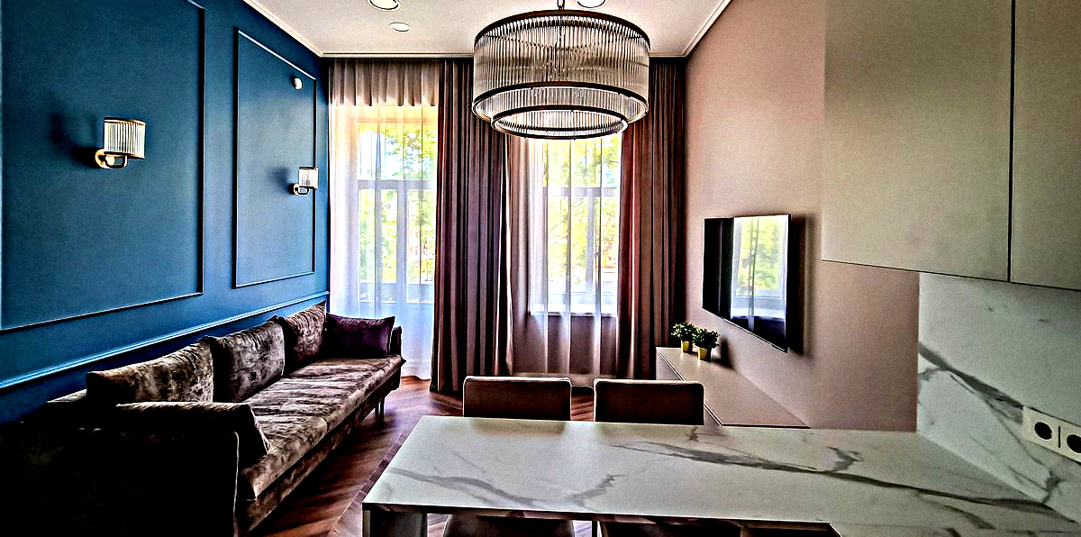 Karlínské nám. 145/1